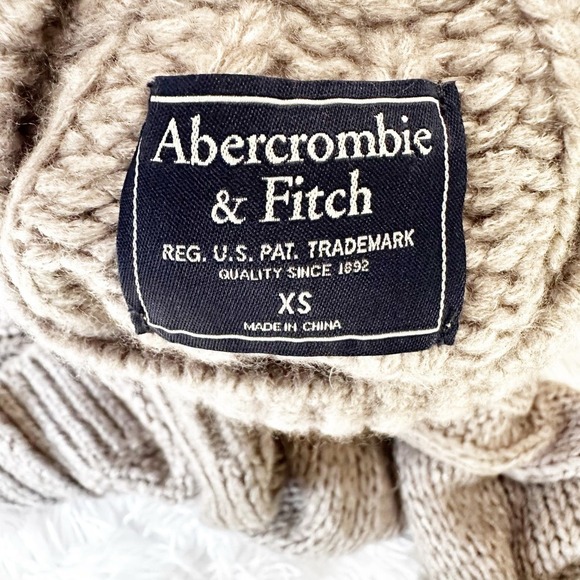 Abercrombie & Fitch Knit Sweater Size XS - Picture 7 of 7